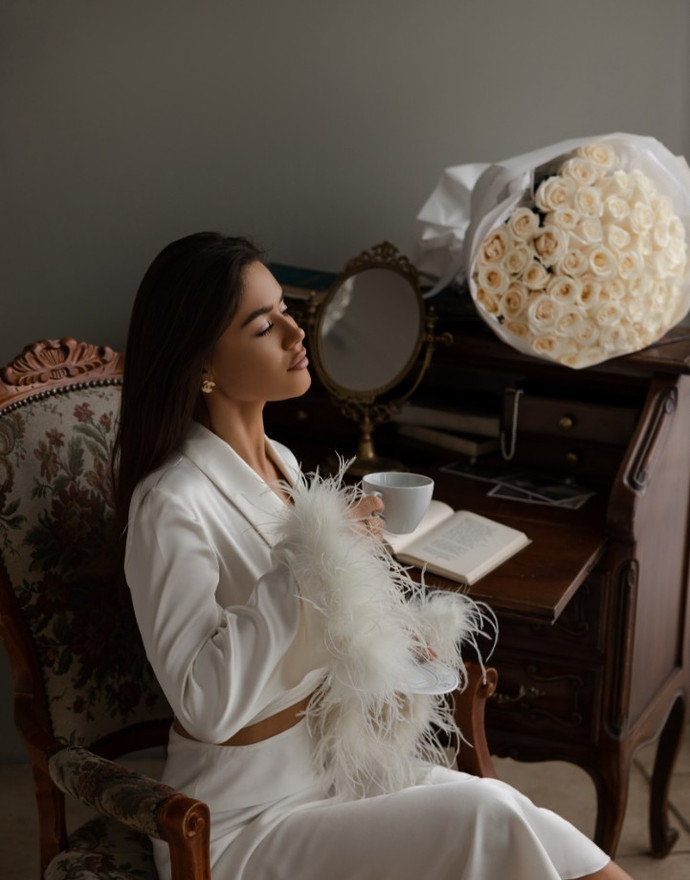 Роза «Playa Blanca» 45 штук купить по цене 9 350 руб. с быстрой доставкой | Маркет-цветов